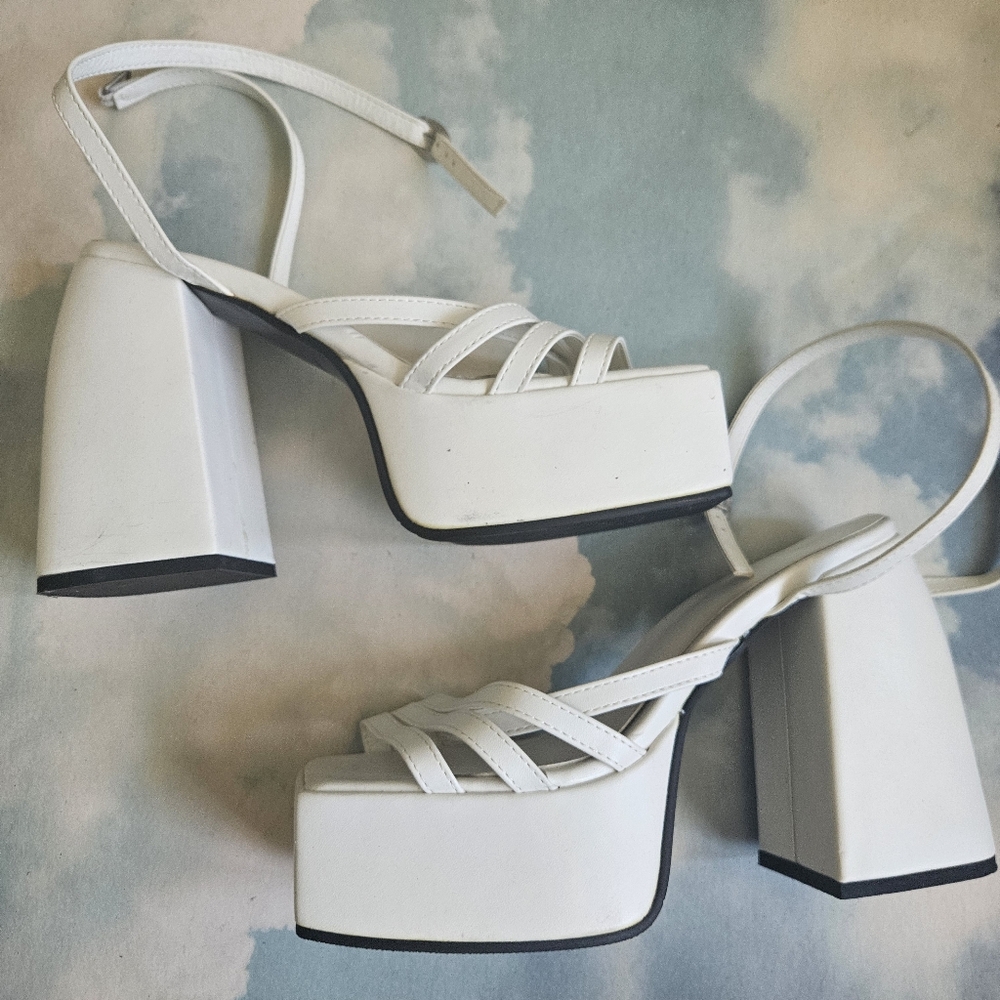 White Platform Strappy Sandals Naked Wolfe Look A Like - Picture 9 of 16